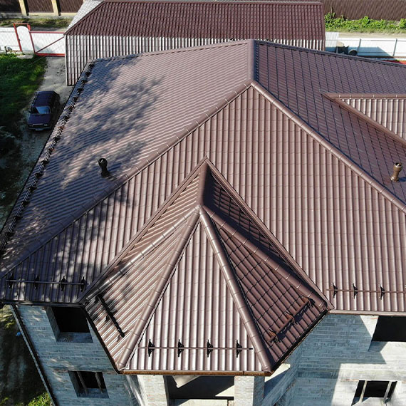 Монтаж сложной крыши и кровли в Туринске и Свердловской области